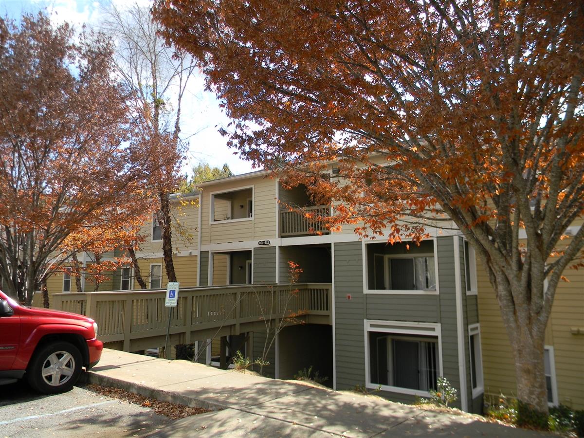 Tree Tops Apartments Apartment in Opelika, AL